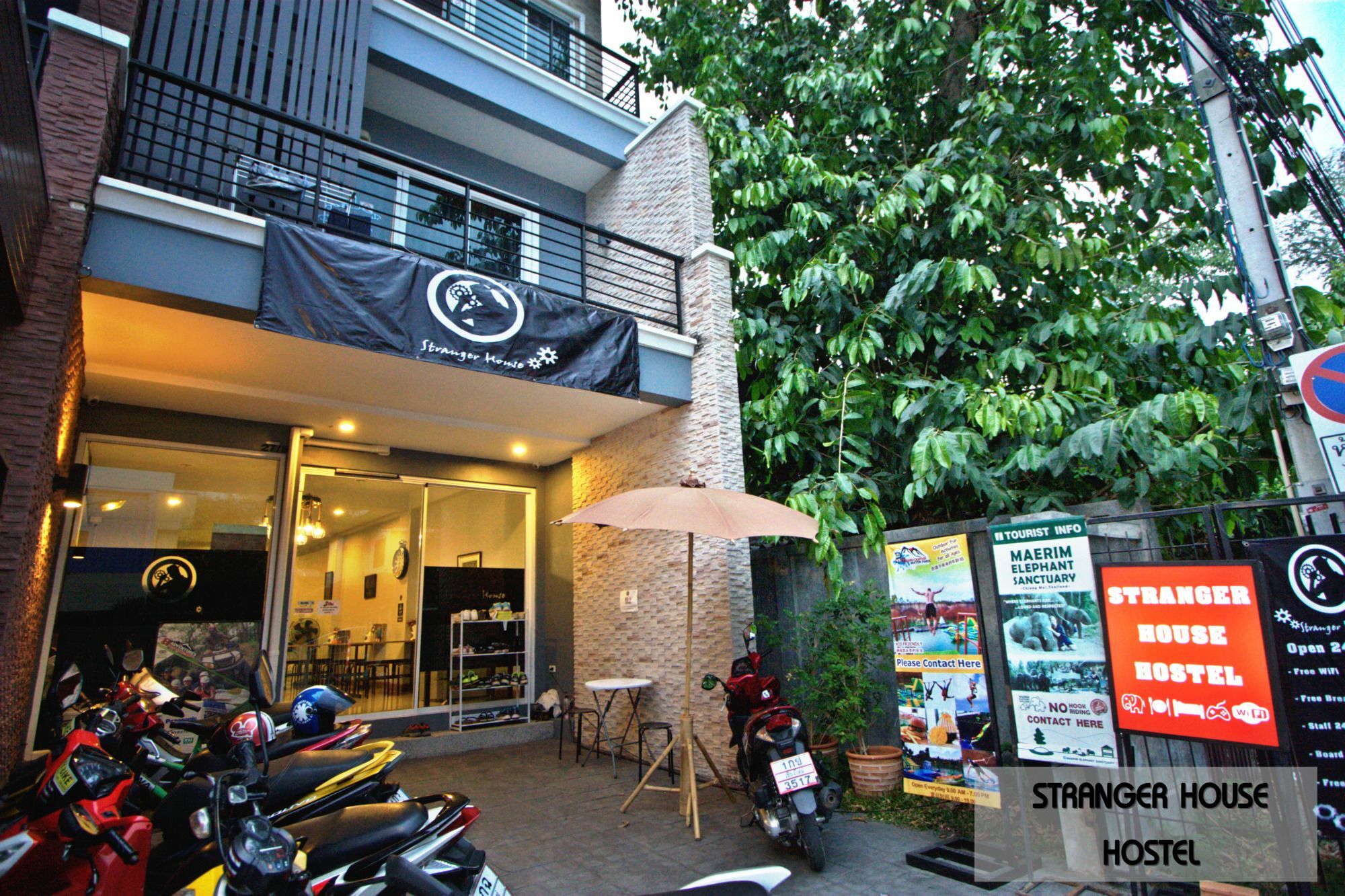 Albergue Stranger House Chiang Mai Exterior foto